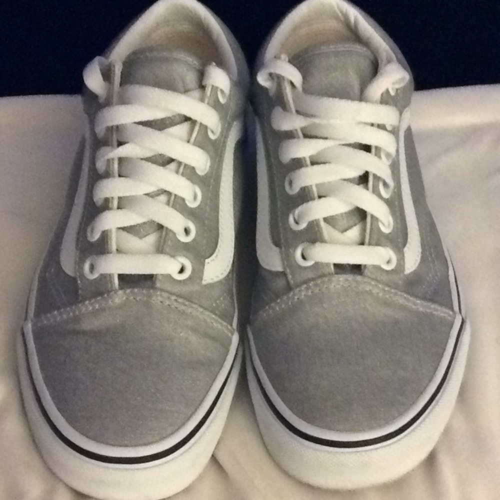 SILVER VAN SNEAKERS